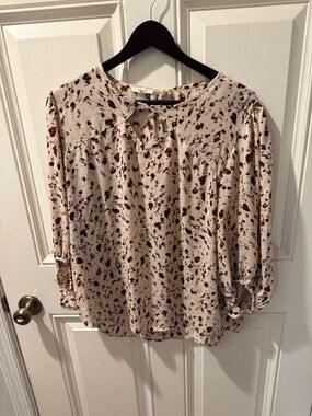 Maurices Cream Blouse with Brown Floral Tie Neck Size L
